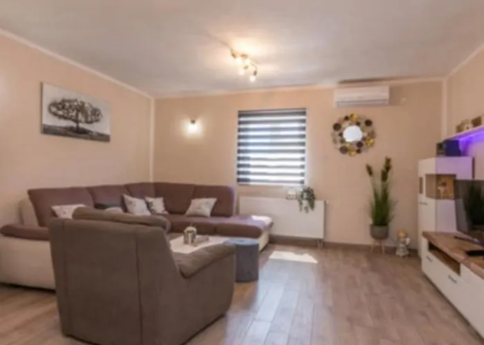 Marina * ビオグラード・ナ・モル